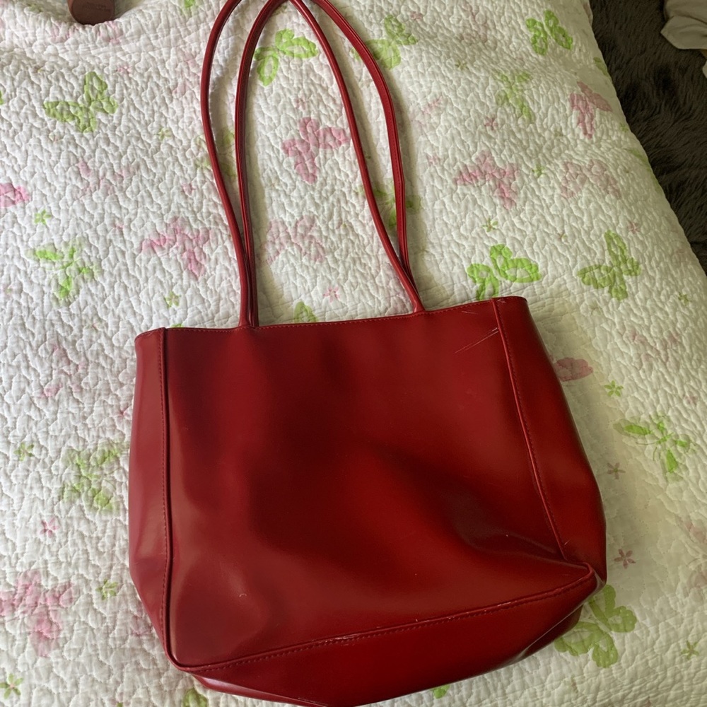 estée lauder red shoulder bag